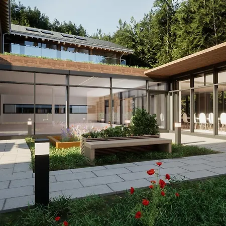 Allgaeuer Bergwald Hotel *